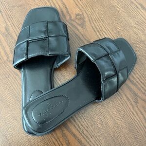 Bandolino Black Women's Slide Sandals